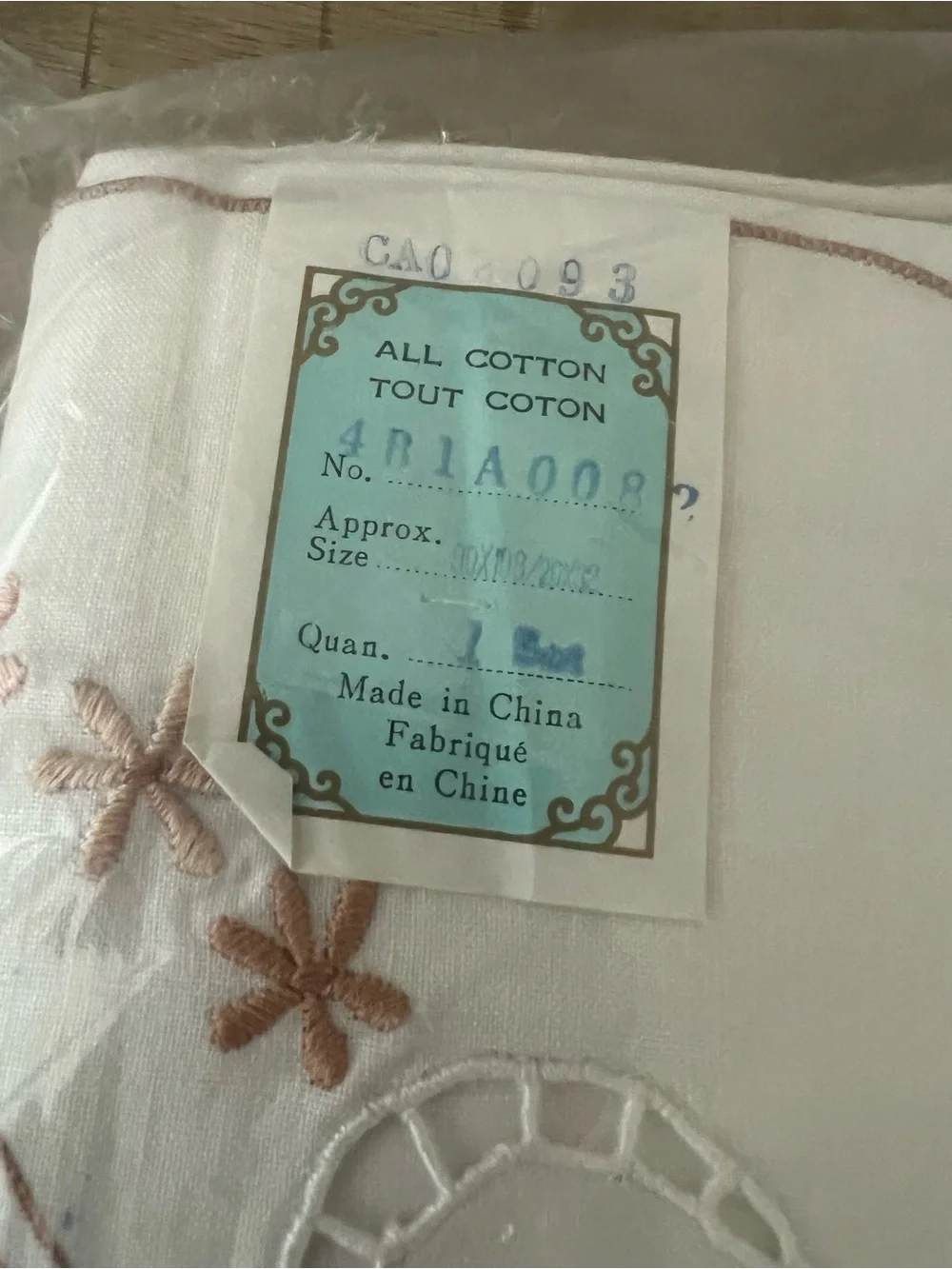 NEW Vintage 100% cotton White Embroidered Floral Linen tablecloth Set